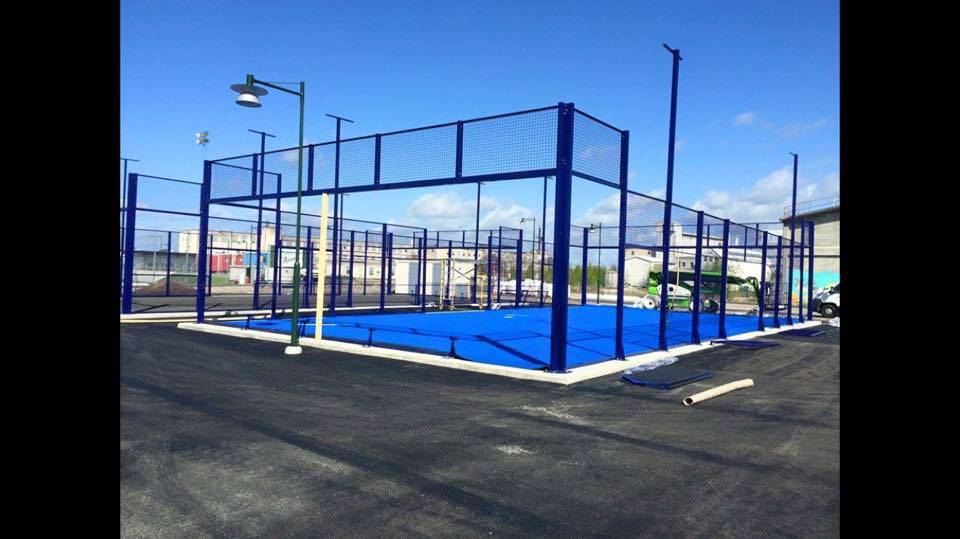 vendeur de terrain de padel