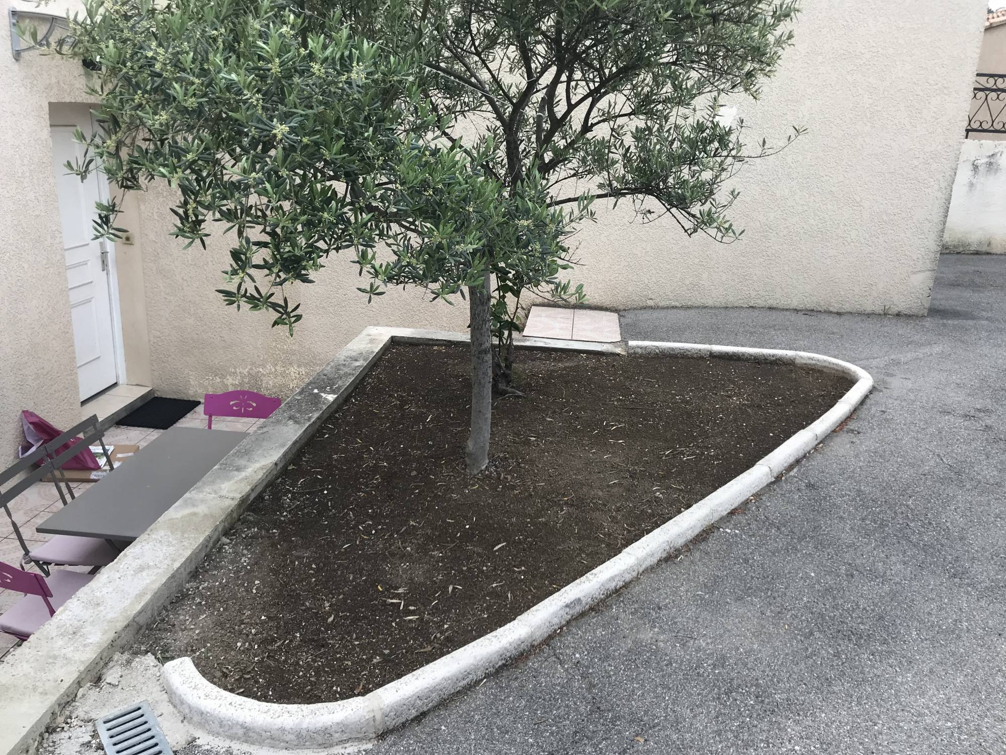 pose de gazon synthétique aux pennes mirabeau