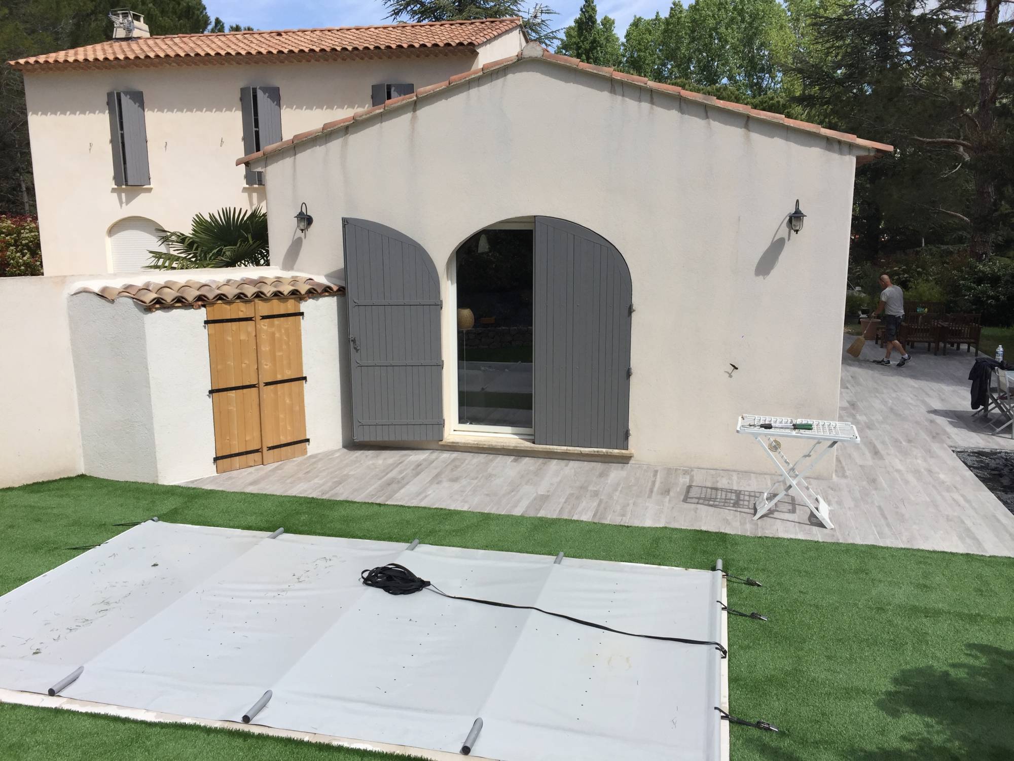 pose de gazon synthétique à Aix en provence