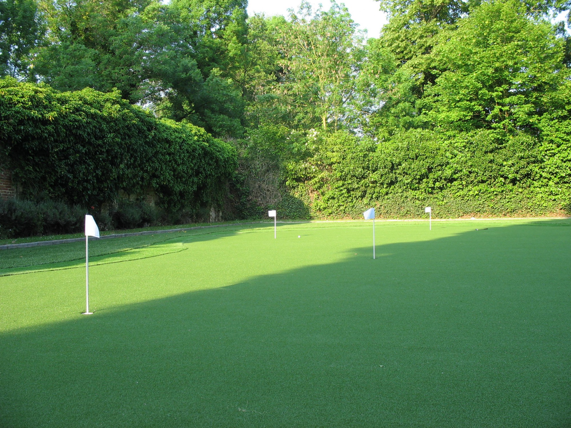 Vente et pose de pelouse artificielle Saint-Tropez (83)