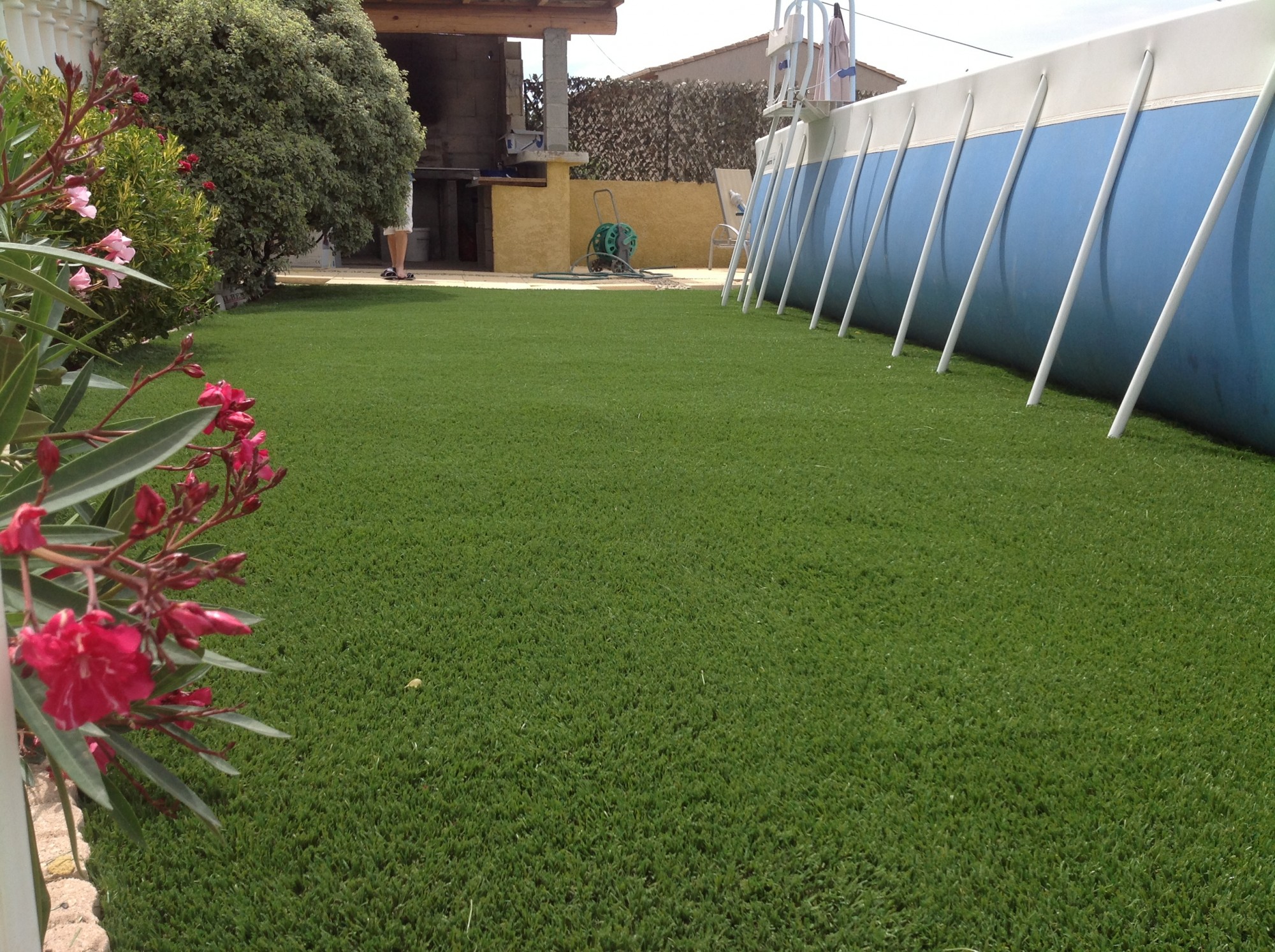 Pose de gazon synthétique à Marignane