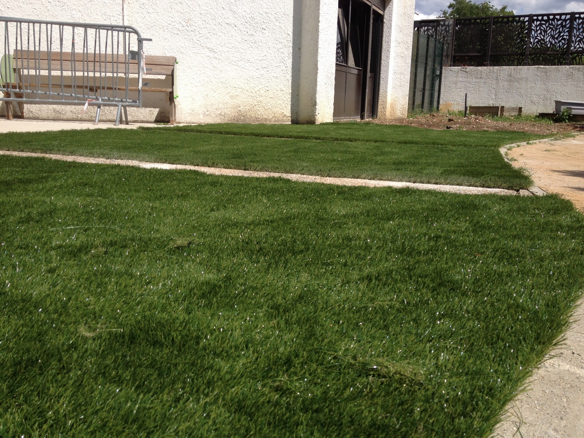 Gazon synthétique pour mairie