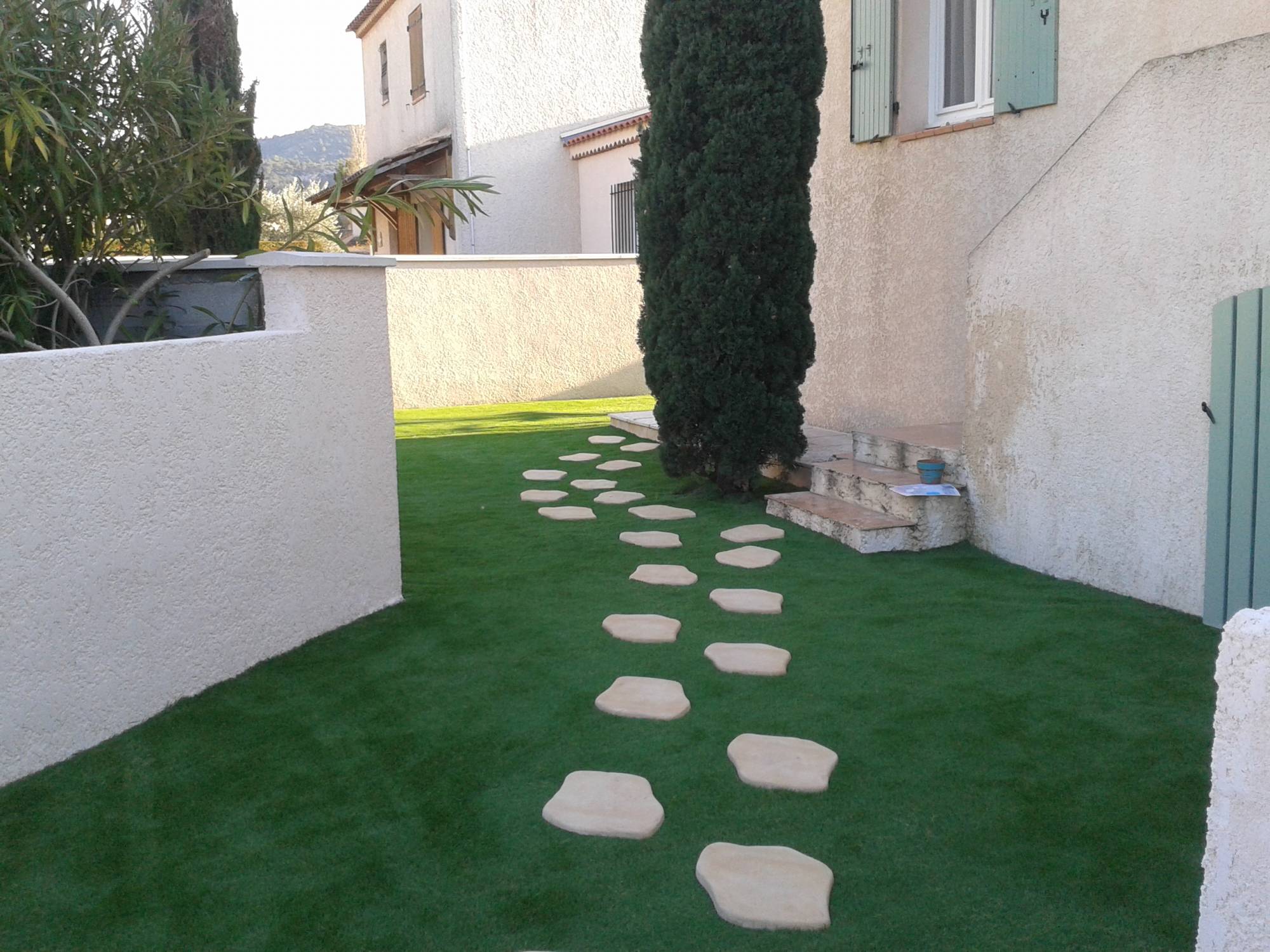 vente de gazons synthétiques Simiane