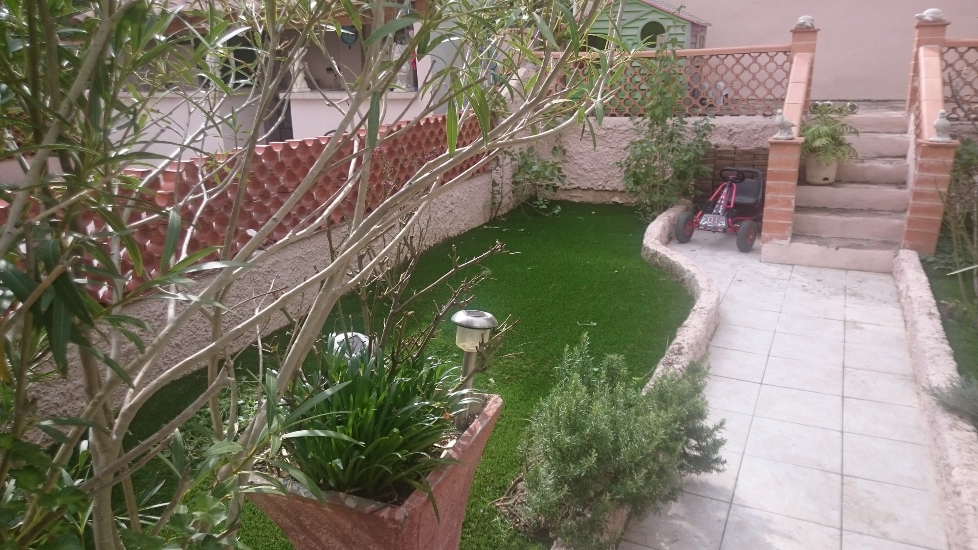 Univers gazons : poseur de gazon synthétique à Nice