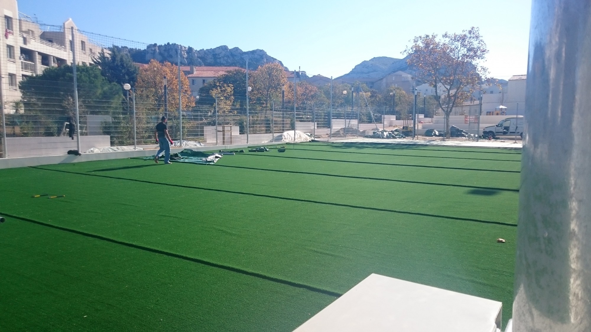 installation de pelouse artificielle à Marseille