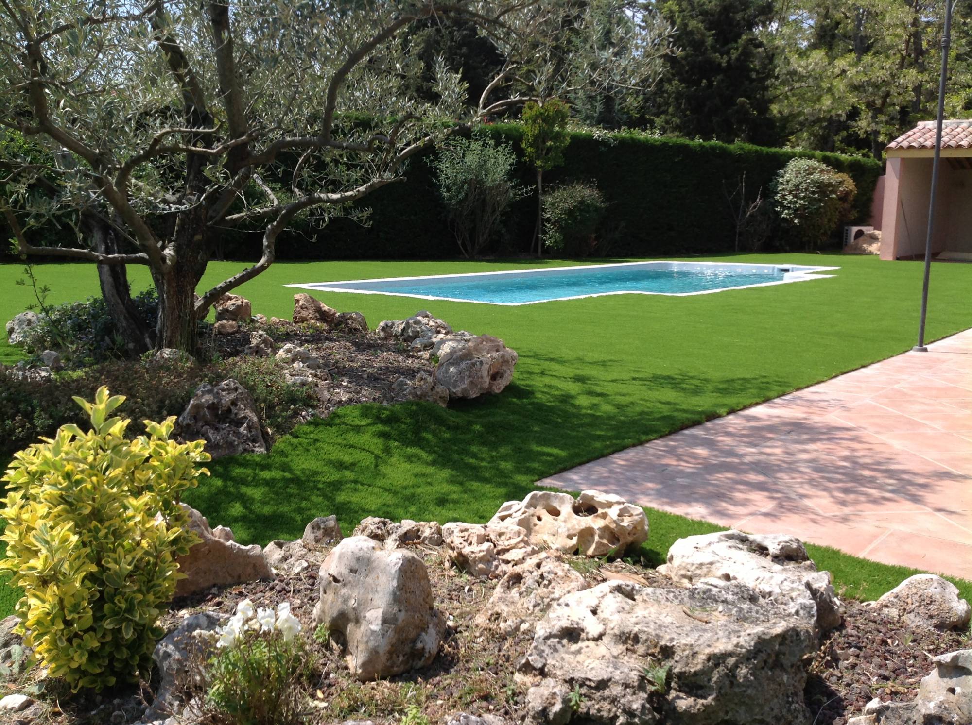 Installateur de gazon synthétique à Aix en Provence