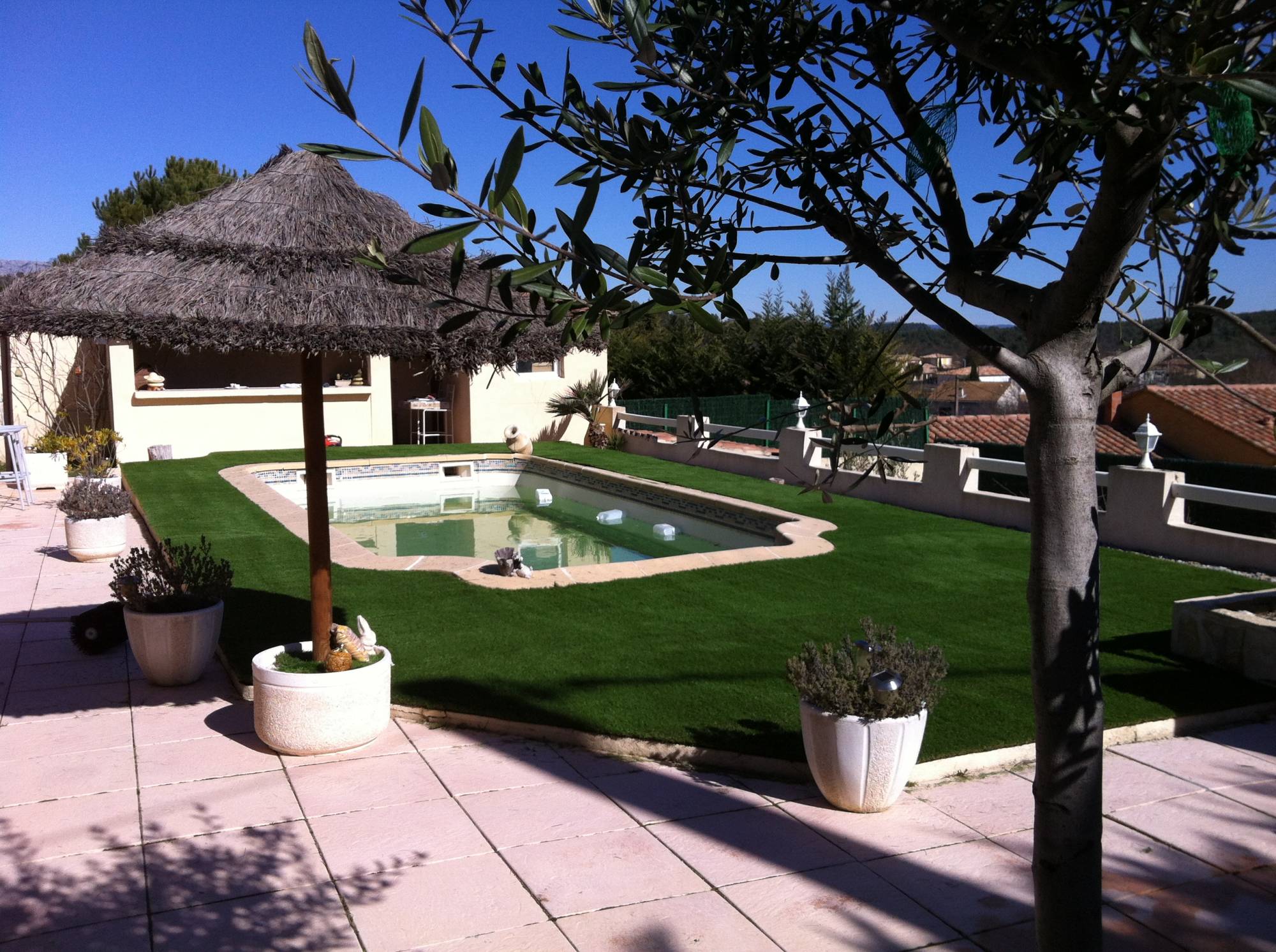 gazon artificiel à Marseille