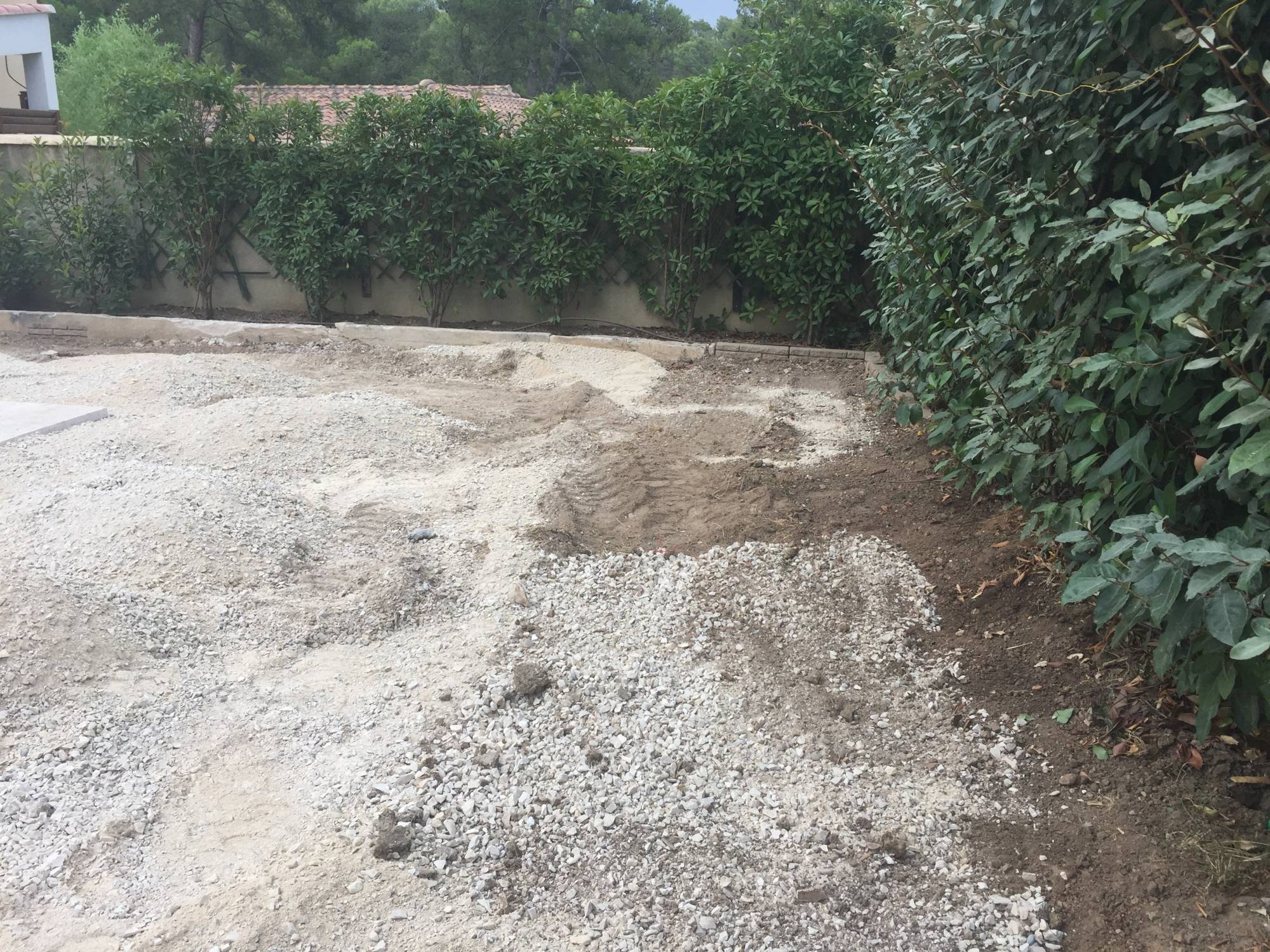 pelouse synthétique pour tour de piscine à Bouc Bel Air