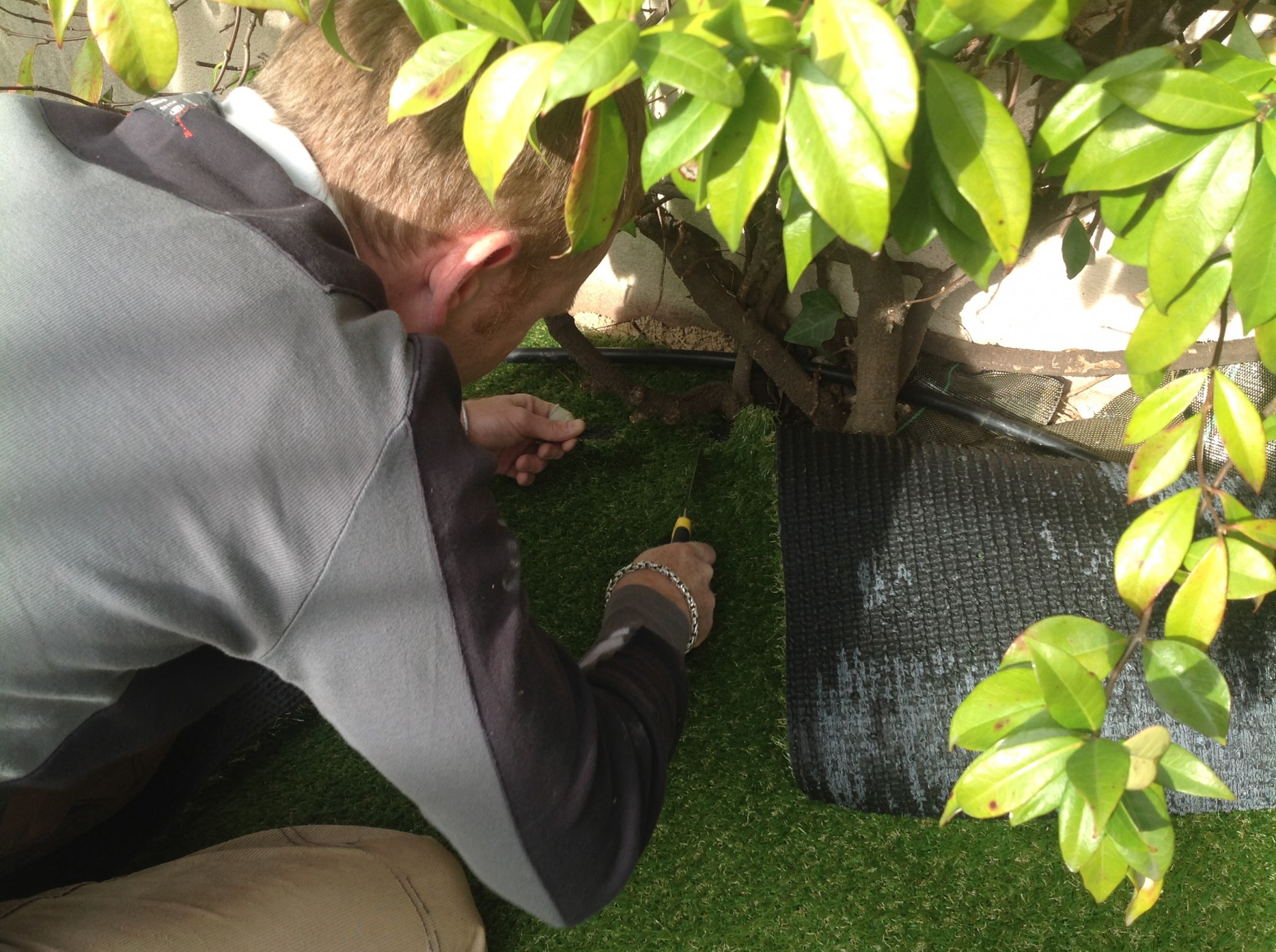 pose de gazon synthétique discount à Nice