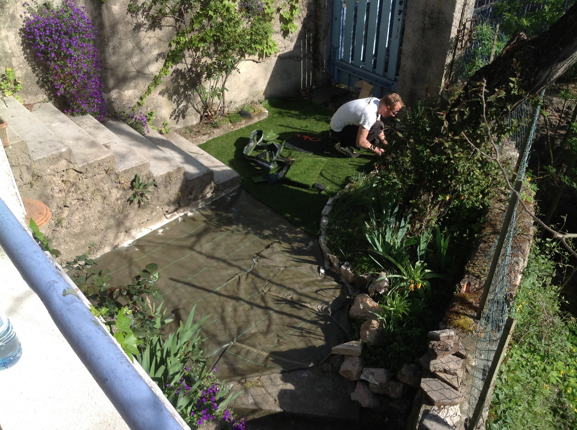 Installation d'une pelouse synthétique à Marseille