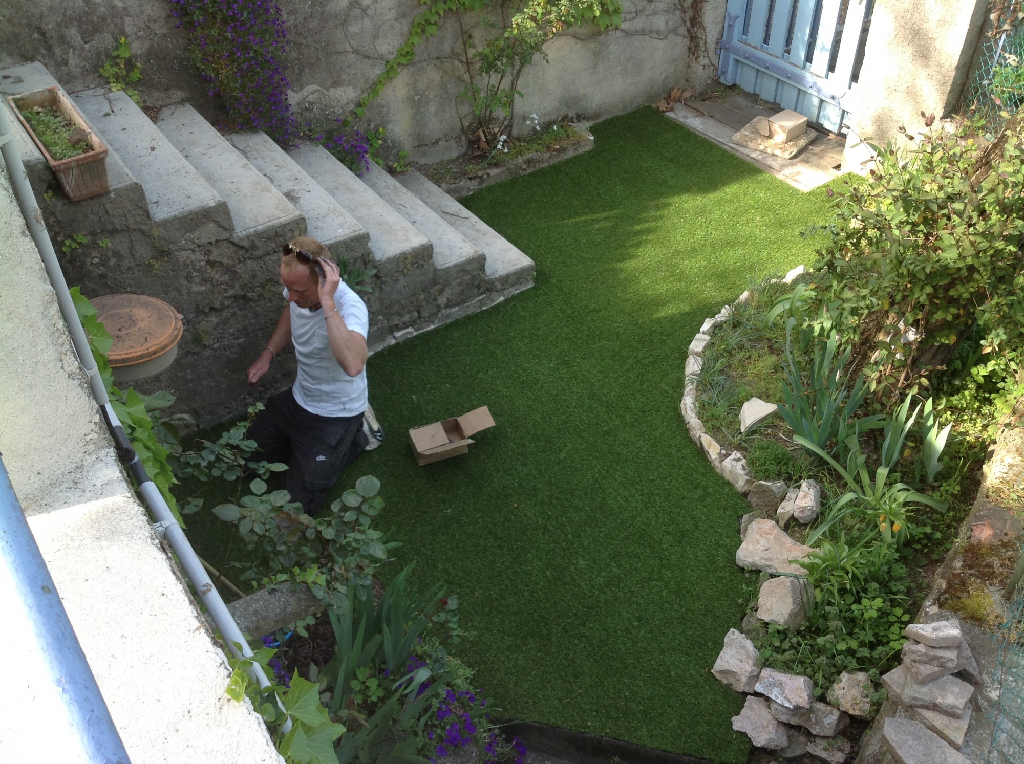 Poseur gazon synthétique à Marseille dans le 13
