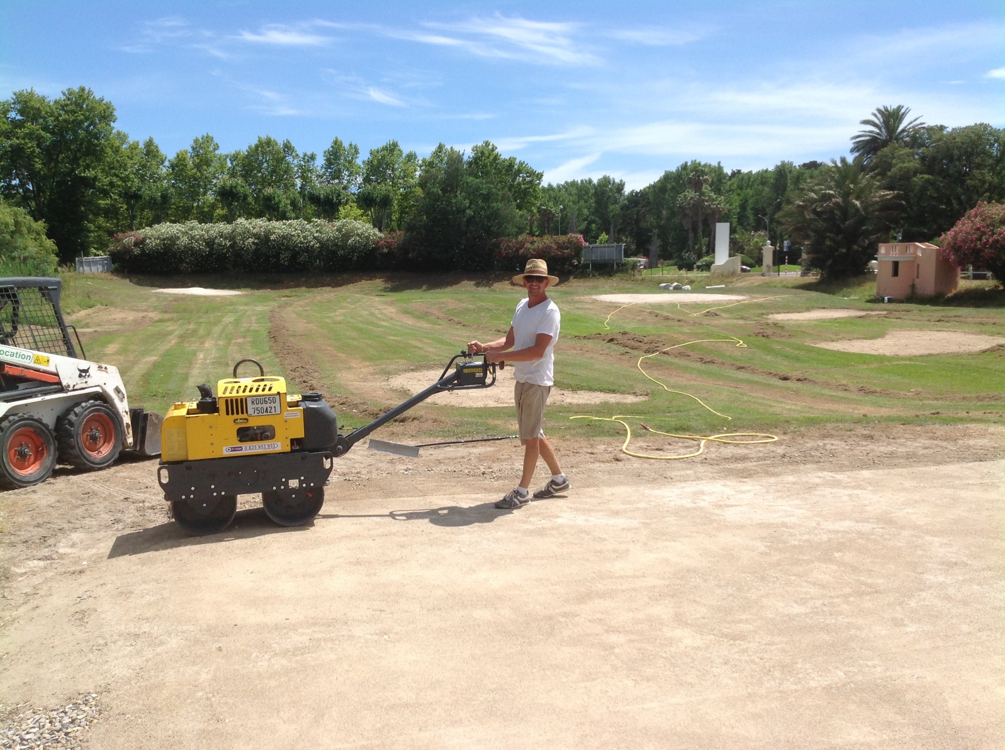 Construction de greens synthétiques à Grimaud