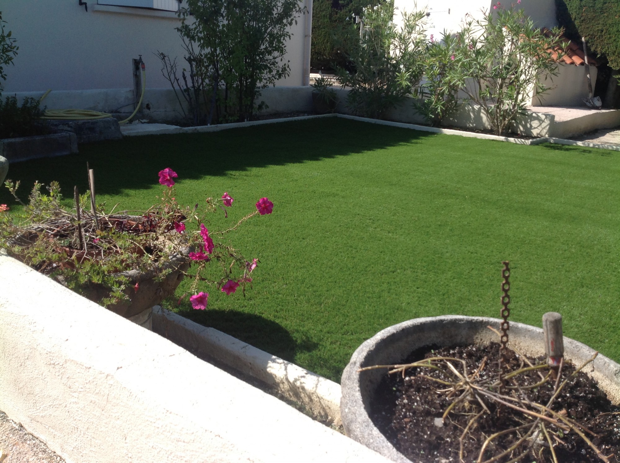 Installation de gazon synthétique à Montpellier